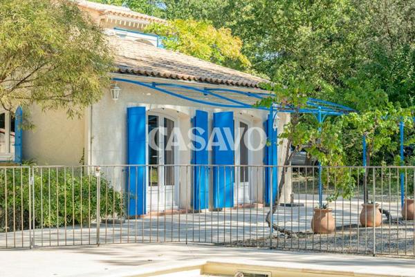 Vente Maison 5 pièces de 203m² - 13760 Saint-Cannat