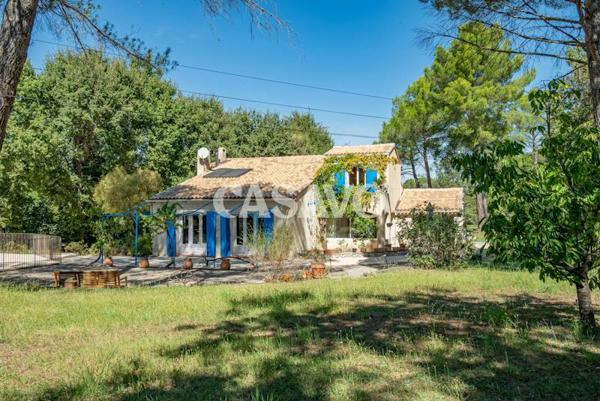 Vente Maison 5 pièces de 203m² - 13760 Saint-Cannat