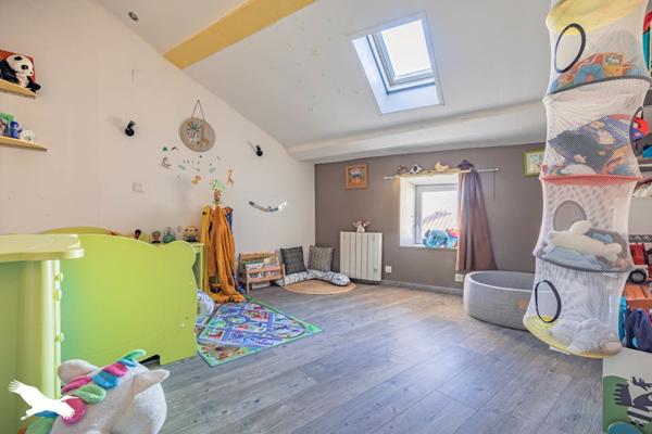 Appartement à vendre |  Tonnay-Charente |  6 pièces | 141 m²