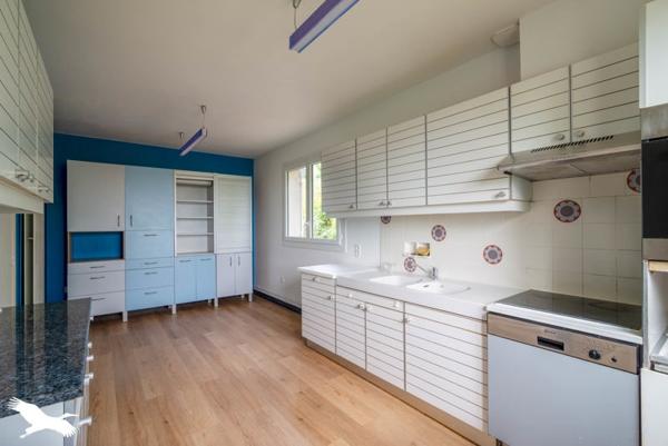 Maison à vendre |                                       Ramonville-Saint-Agne |                                        7 pièces  |  228 m²
