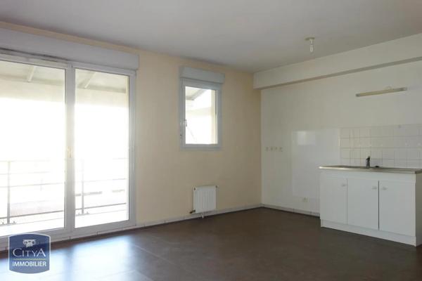 Appartement à louer 3 pièces 66.3m² Mâcon (71000)