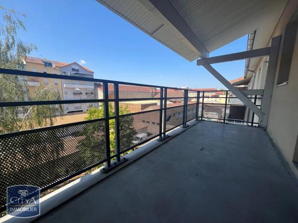 Appartement à louer 3 pièces 66.3m² Mâcon (71000)