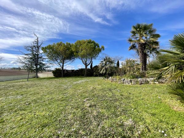 Villa 9 pièce(s) 3 chambre(s) 180 m²