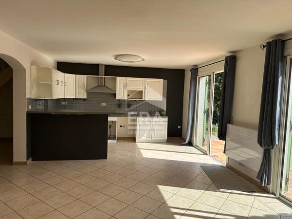 A VENDRE 83470 SAINT MAXIMIN LA SAINTE BAUME MAISON TYPE 5 DE  160M² SUR 1750M² DE JARDIN GARAGE PISCINE