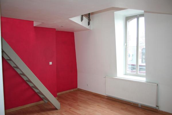Appartement lumineux avec chambre en mezzanine