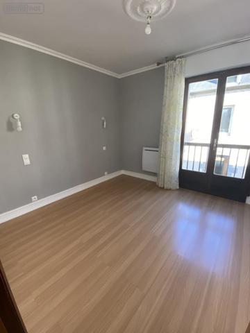 Appartement à louer à Loudéac dans les Côtes-d'Armor (22600), ref : 22110-L383