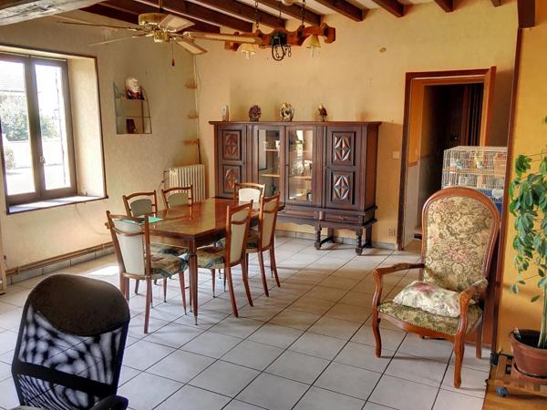 Varennes-sur-Allier (03150) FERMETTE 86 M2 SUR 3000 M2 DE TERRAIN A VARRENNES-SUR-ALLIER