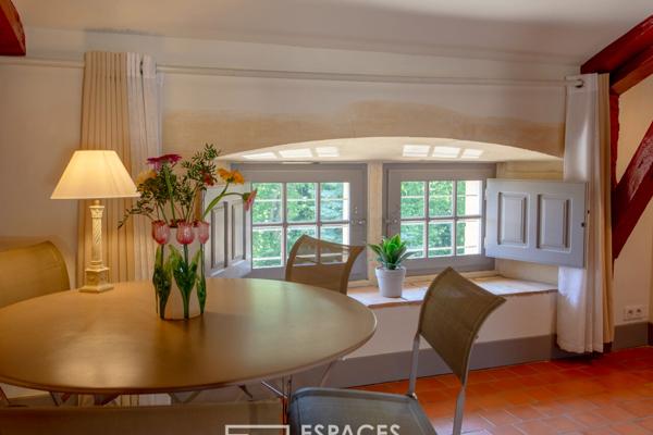 Appartement dans un château du XIIe siècle avec piscine