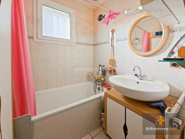 Vente                                                      Maison
                        
                     5 pièces                      81 m2                     à Bondoufle