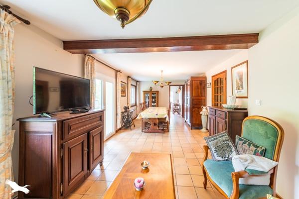 Maison à vendre 278 244 € Grisolles 7 p 169 m² DPE D