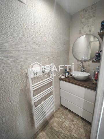 BÄTIMENT A VENDRE POUR ENTREPRENEUR