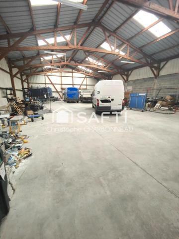 BÄTIMENT A VENDRE POUR ENTREPRENEUR