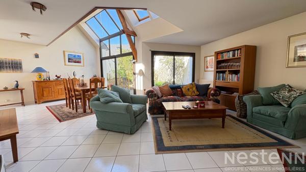 Maison de 206 m² à Saint-Goustan avec maisonnette d'invités attenante