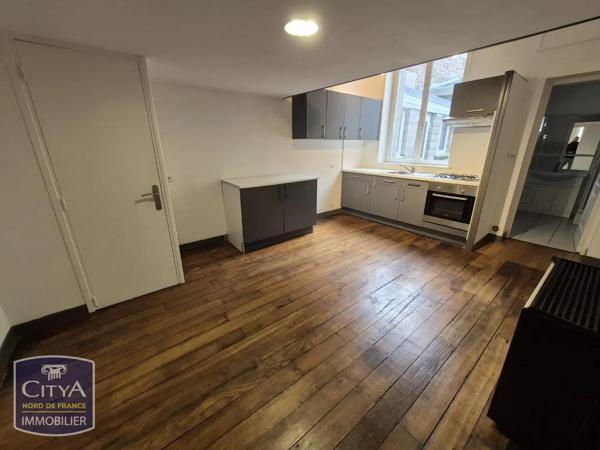 Appartement à louer 2 pièces 41.37m² Cambrai (59400)