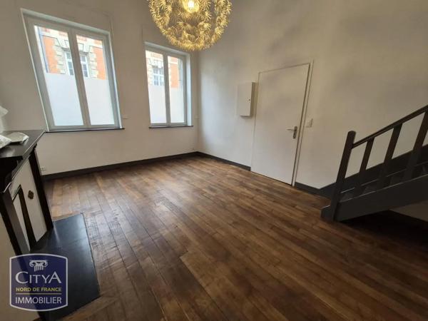 Appartement à louer 2 pièces 41.37m² Cambrai (59400)