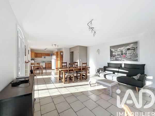 Maison à vendre 5 pièces 123 m² Saint-Germain-Laprade