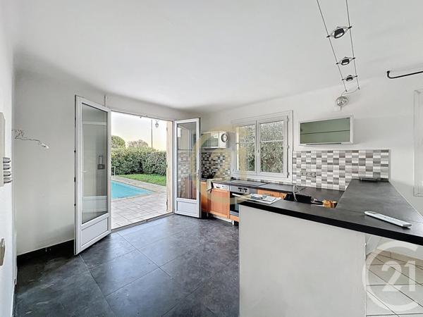 Maison à vendre  6 pièces - 130,65 m2 REMOULINS - 30