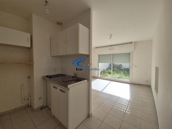 PERIGNY APPARTEMENT 1 CHAMBRE JARDIN  Perigny
