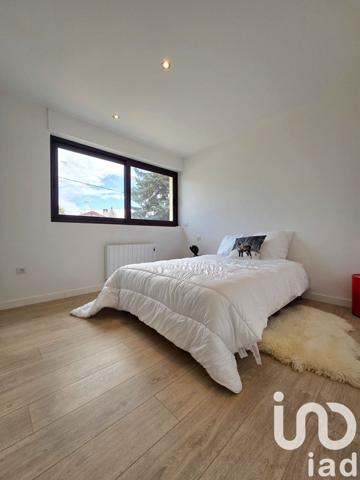 Appartement 5 pièces de 170 m² à Bolquère (66210)