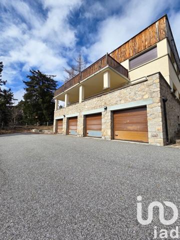 Appartement 5 pièces de 170 m² à Bolquère (66210)