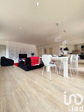 Appartement 5 pièces de 170 m² à Bolquère (66210)