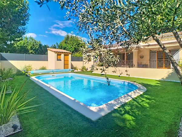 Charmante maison de plain pied à vendre Monteux 4 pièces avec piscine