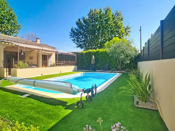 Charmante maison de plain pied à vendre Monteux 4 pièces avec piscine