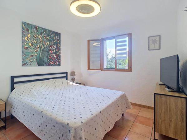 Charmante maison de plain pied à vendre Monteux 4 pièces avec piscine
