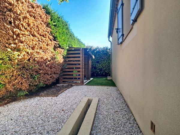 Charmante maison de plain pied à vendre Monteux 4 pièces avec piscine