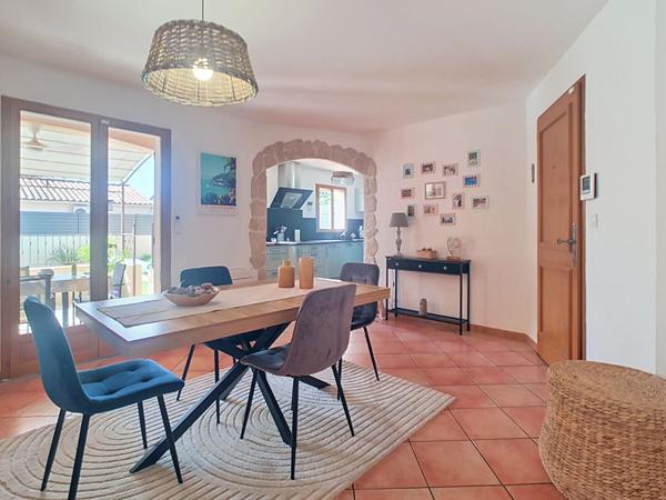 Charmante maison de plain pied à vendre Monteux 4 pièces avec piscine