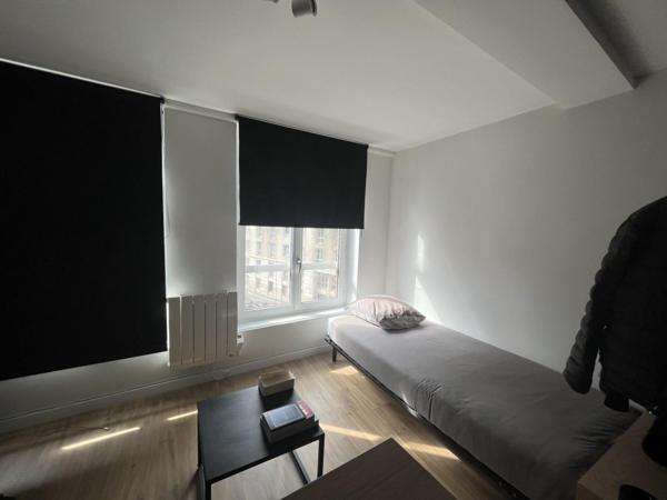 A LOUER : T1 à LILLE • Rue des Bouchers - Vieux Lille • 600 € CC • Réf. G434-3