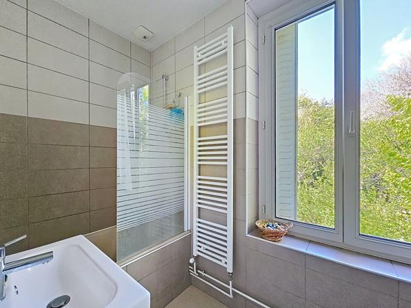 MAXEVILLE Appartement duplex - 2 ou 3 chambres - Vue sur le canal - AVOIR SANS TARDER