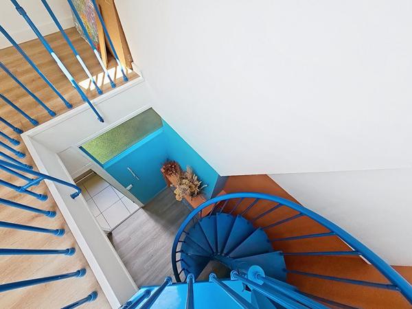 MAXEVILLE Appartement duplex - 2 ou 3 chambres - Vue sur le canal - AVOIR SANS TARDER