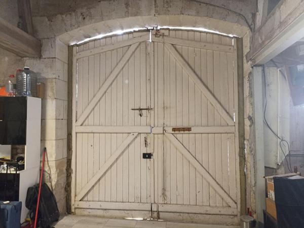 Maison vie de plain pied, 4 chambres, garage, grange et jardin à SAINT GENOU