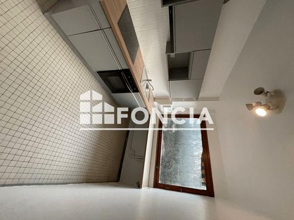 Location Appartement 2 pièces 44.7 m² - 36 RUE VICTOR HUGO Carrieres Sur Seine 78420