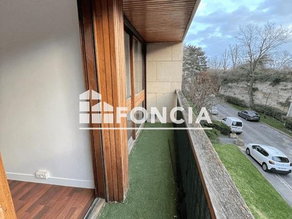 Location Appartement 2 pièces 44.7 m² - 36 RUE VICTOR HUGO Carrieres Sur Seine 78420