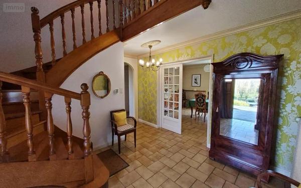 Achat - Maison Carhaix-Plouguer 29270 7 pièces 166 m 2 6132 m 2