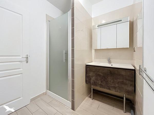 Appartement à vendre 221 650 € La Riche 3 p 71 m² DPE C