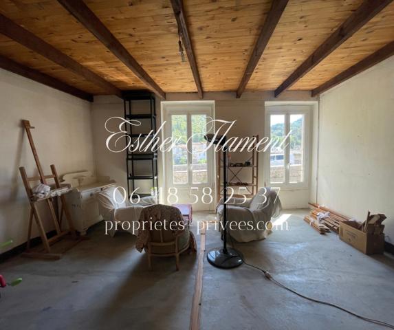 ensemble immobilier avec extérieur centre Anduze