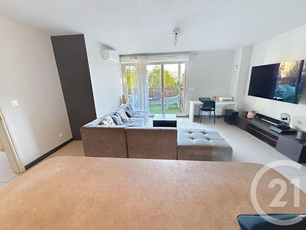 Appartement F3 à vendre  3 pièces - 64,45 m2 MARSEILLE - 13009