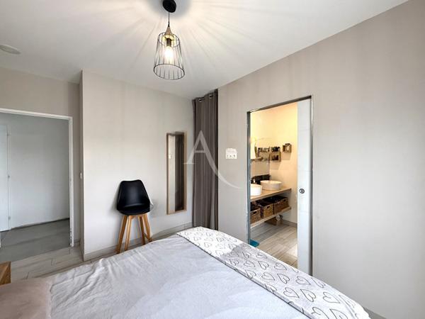 Maison Istres 6 pièce(s) 277 m2