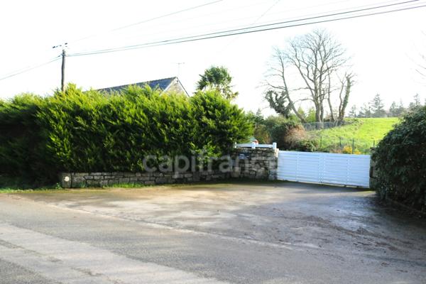 EXCLUSIVITE Longère de 177 m2 en pierres à vendre, 7 pièces GUENGAT (29) terrain de 1359 m2, rénovée