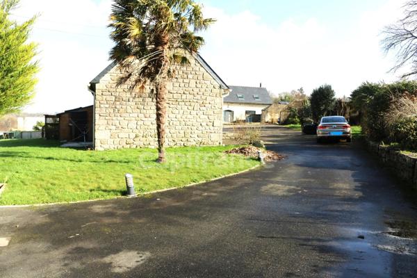 EXCLUSIVITE Longère de 177 m2 en pierres à vendre, 7 pièces GUENGAT (29) terrain de 1359 m2, rénovée