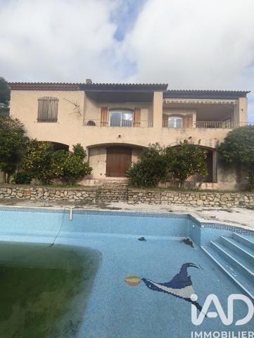 Maison à vendre 5 pièces 200 m² La Seyne-sur-Mer