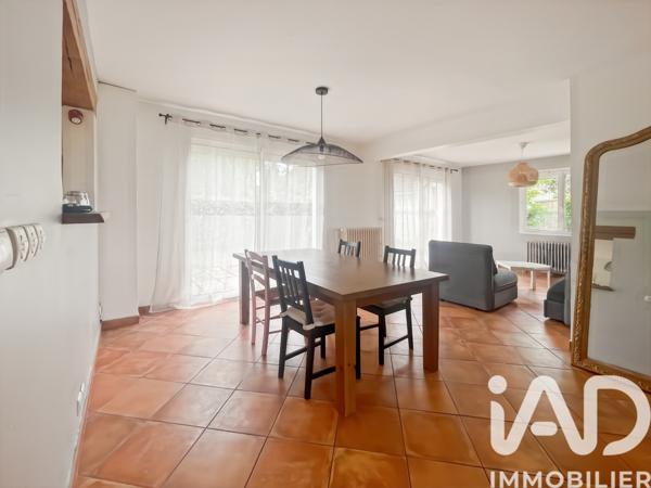 Maison à vendre 6 pièces 130 m² Saint-Pierre-lès-Nemours
