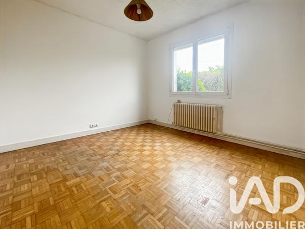 Maison à vendre 6 pièces 130 m² Saint-Pierre-lès-Nemours