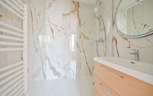 Appartement à vendre    2 pièces • 30,14 m2 Paris 20