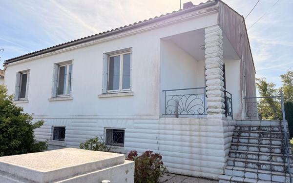 Maison à vendre    5 pièces •  Surgères