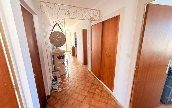 Maison à vendre    5 pièces •  Surgères