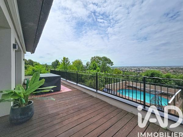 Maison à vendre 9 pièces 215 m² Chennevières-sur-Marne